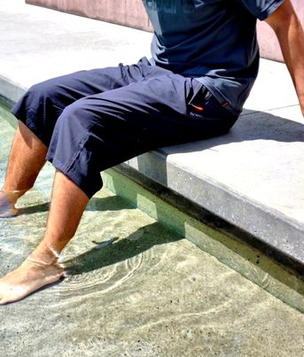 three quarter shorts, 3/4 shorts, three quarter quick dry shorts, 3/4 quick dry shorts, halal shorts, 3/4 quick dry shorts, below the knee shorts, below knee shorts, below knee quick dry shorts, below the knee quick dry shorts