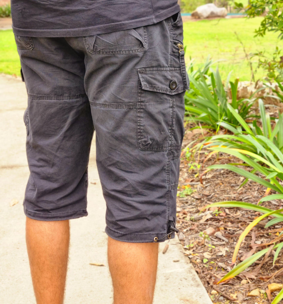 Three quarter length cargo shorts online