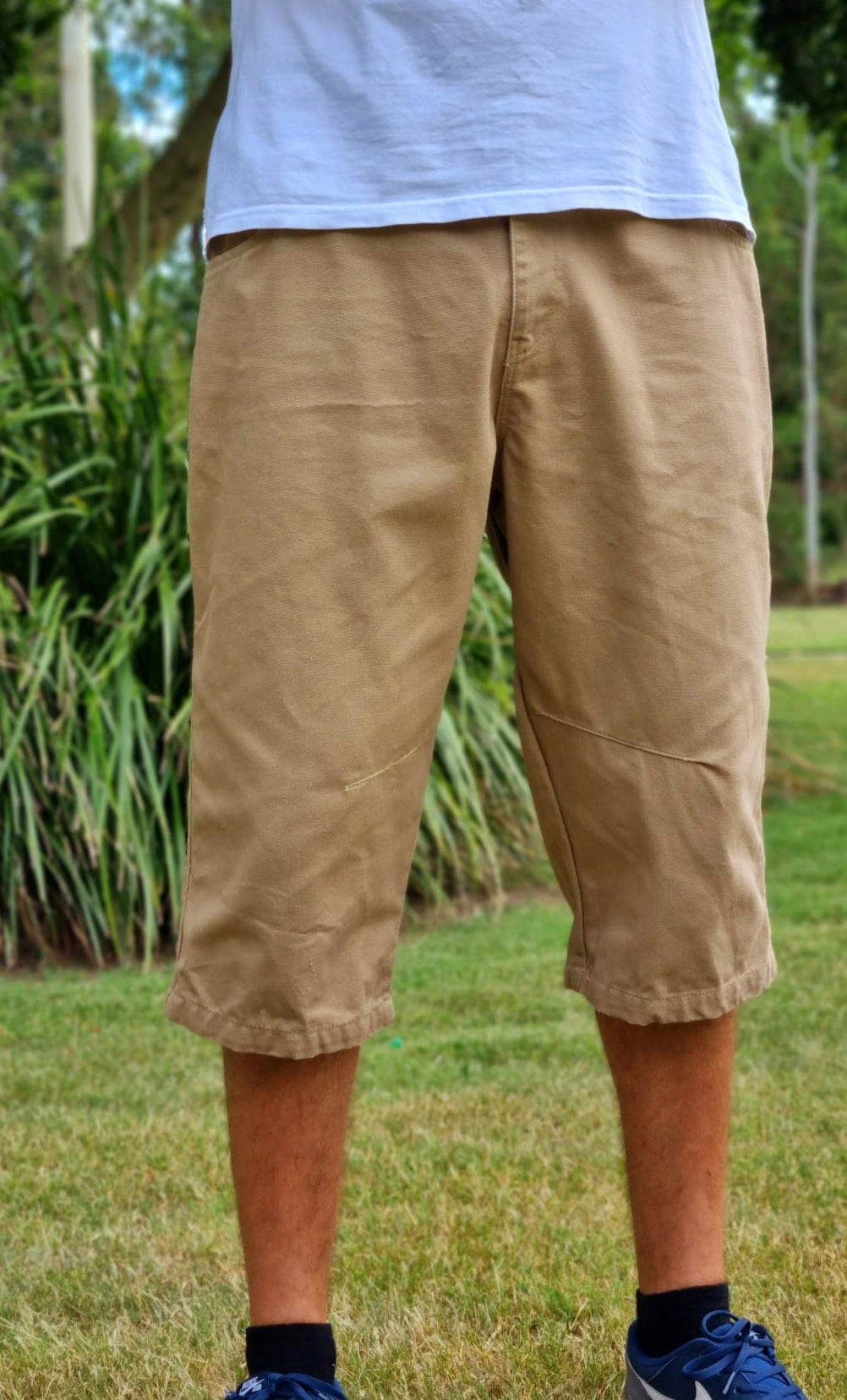 three quarter shorts, 3/4 shorts, three quarter chinos, 3/4 chinos, halal shorts, 3/4 chino shorts, below the knee shorts, below knee shorts, below knee chino, below the knee chino