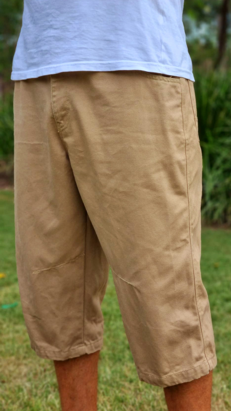 three quarter shorts, 3/4 shorts, three quarter chinos, 3/4 chinos, halal shorts, 3/4 chino shorts, below the knee shorts, below knee shorts, below knee chino, below the knee chino